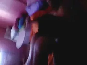 這個女孩雇了她的私人舞蹈教練,如果你可以叫那些搖晃你的臀部和搖擺你的臀部。 Cutie非常努力地變得性感,每天她都獲得了靈活性,過了一段時間,她開始在舞蹈的某些方面表現出色的瘦身體。男朋友在錯誤的時間出現在激情的公寓裡 - 培訓那一刻的小雞開始了一場舞蹈戰,教練輸給了學生。憤怒的寶寶決定最終將曬黑的教練塞在腰帶上,為此她開始對兩腿之間的男人做出輕浮的姿勢。在註意到對自己的不尊重態度之後,專業舞蹈演員開啟了她所有的魅力,魅力和整個誘惑範圍,迫使hahalya在她和傲慢的甜心之間做出選擇。我們將揭開這個秘密:dork選擇一名教練並撕下她所有的流體間隙。